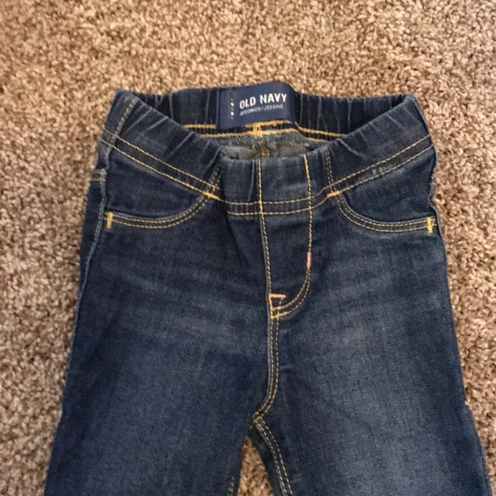 Size 18/24 month leggings